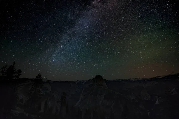 Lattea Attraverso Cielo Notturno Nella Yosemite Valley California Usa — Foto Stock