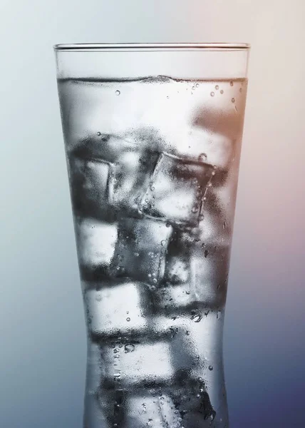 Склянка Води Льодовим Макроскопом — стокове фото