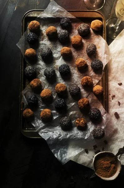 Σοκολατένιες Τρούφες Αβοκάντο — Φωτογραφία Αρχείου