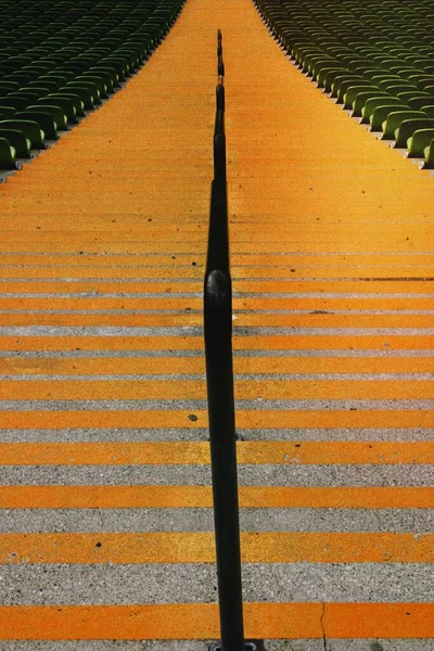 Абстрактна Перспектива Жовтої Сходи — стокове фото