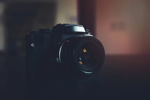 ヴィンテージアナログ35Mmフィルムカメラ — ストック写真