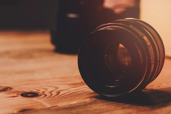 Nahaufnahme Einer Kamera Mit Einem Objektiv — Stockfoto
