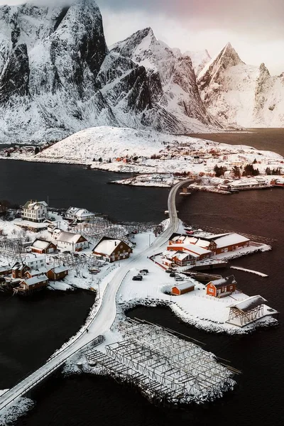 Uma Estrada Para Ilha Sakrisy Noruega — Fotografia de Stock