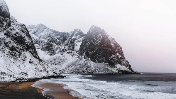 Plaża Kvalvika Wyspach Lofoten Norwegia — Zdjęcie stockowe