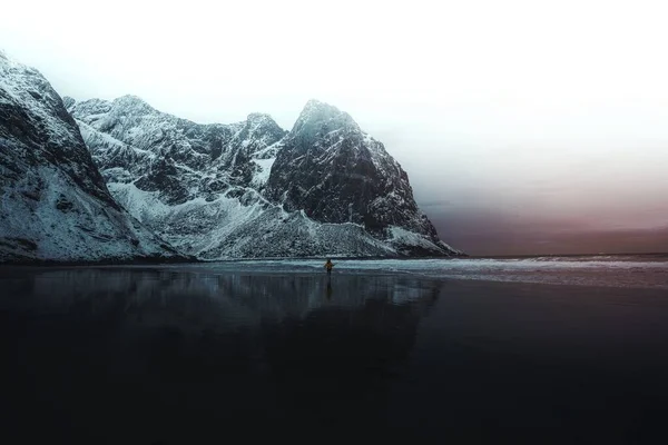 Pláž Kvalvika Lofotenských Ostrovech Norsko — Stock fotografie