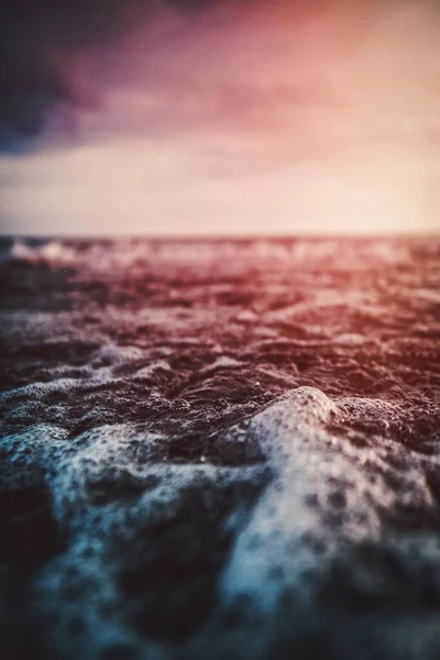 Spume Oceano Sob Céu Rosa — Fotografia de Stock