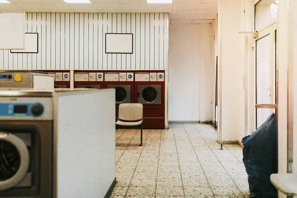 Waschmaschinen Retro Waschsalon — Stockfoto