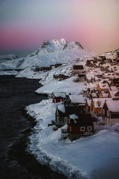 그린란드 루크의 눈덮인 해안에 — 스톡 사진