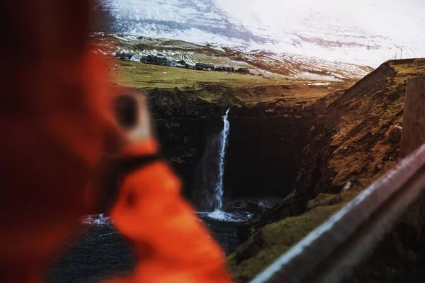 Fotograf Wodospadzie Mlafossur Wyspach Owczych Część Królestwa Danii — Zdjęcie stockowe