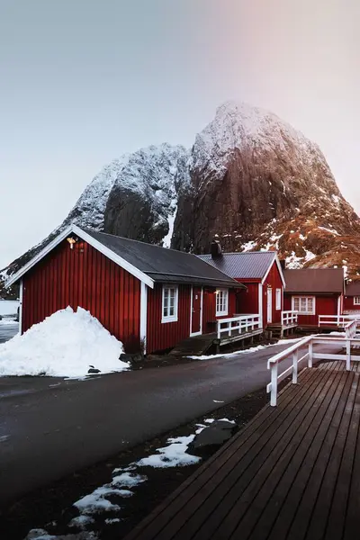 Röda Fiskestugor Hamnoy Norge — Stockfoto