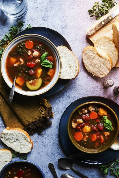 Homemade Crockpot Vegetable Soup — Stock Photo, Image