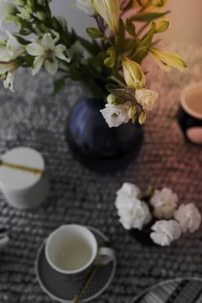 Modern Black Patterned Tableware Tea Set — Stockfoto