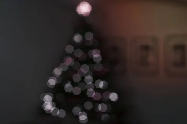 Lichter Eines Weihnachtsbaums Begraben — Stockfoto