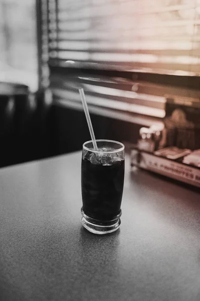 Jeges Kávé Asztalnál Egy Amerikai Étteremben — Stock Fotó
