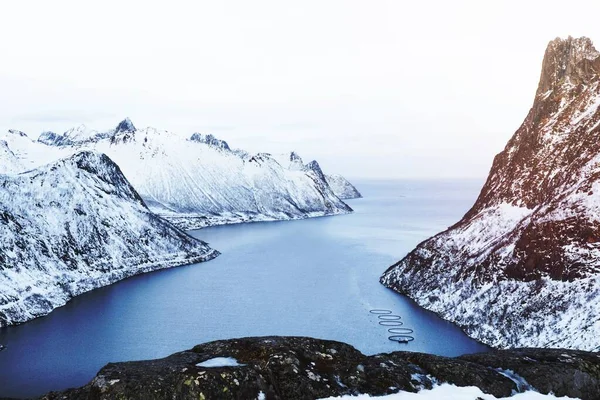 Montaña Segla Noruega Durante Invierno —  Fotos de Stock
