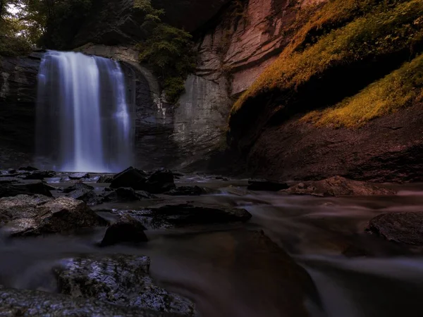 Pohled Looking Glass Falls Usa — Stock fotografie