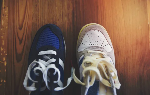 Tuhaf Bir Çift Ayakkabı — Stok fotoğraf
