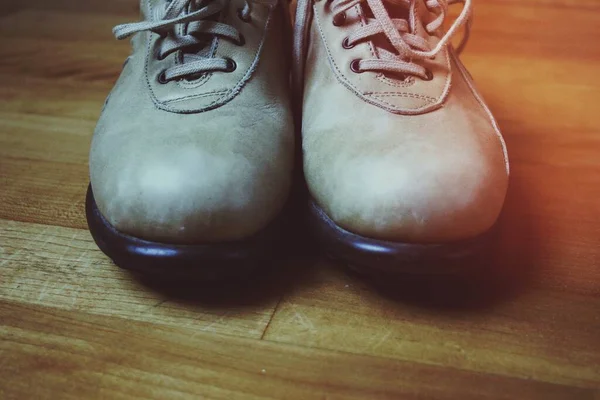 Обувь Бежевой Кожи — стоковое фото