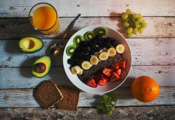 Avocado Orange Banana Grapes Strawberry Kiwi Fruits Food Dessert Juice — Stock Photo, Image