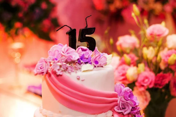 Γενέθλια Πάρτι Τούρτα Διακόσμηση Φαγητό Επιδόρπια Γλυκά Λουλούδια Αριθμός — Φωτογραφία Αρχείου