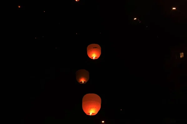 Three Sky Lanterns — Fotografie, imagine de stoc