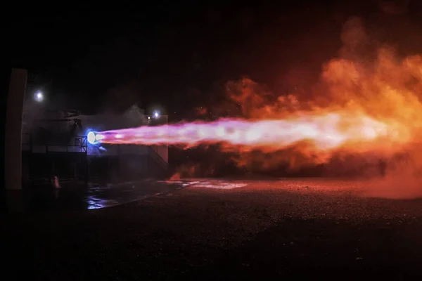 Fuego Saliendo Del Motor —  Fotos de Stock