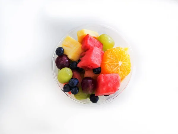 Salada Frutas Frutas Xícara Tigela Comida Saudável Uvas Melancia Mirtilos — Fotografia de Stock