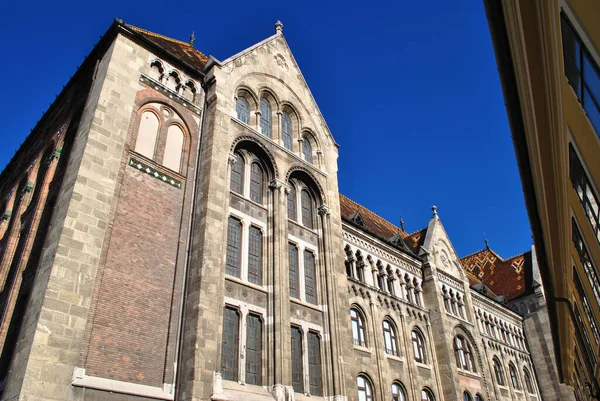 Facade Building Budapest 免版税图库照片