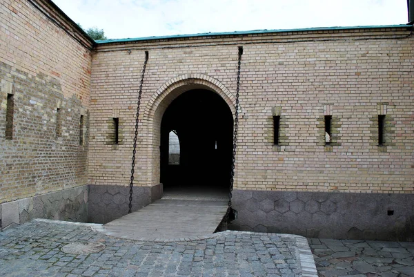 Παλιό Πέτρινο Τείχος Στην Πόλη Του Κιέβου — Φωτογραφία Αρχείου