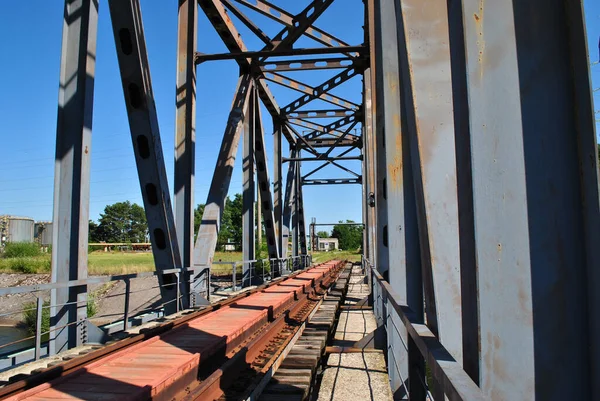 Eisenbahnbrücke Der Stadt Tschornobyl — Stockfoto