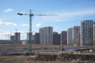 Şehir inşaat vinç                               