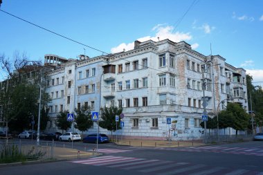 Kyiv 'de eski bir ev.              