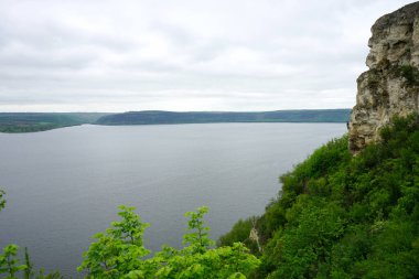 Gölün güzel manzarası