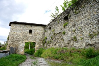 Kamyanets-Podilsky şehrinde eski bir ev.