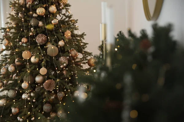 Dekoration Und Dekoration Für Neujahr Geschenke Unter Dem Baum Weihnachten — Stockfoto