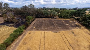 Yazın Weiterstadt 'ta bir tahıl tarlasında çıkan yangında insansız hava aracı vuruldu.