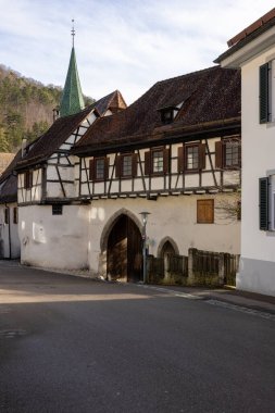 Yazın Blaubeuren 'de eski ve tarihi bir manastır.