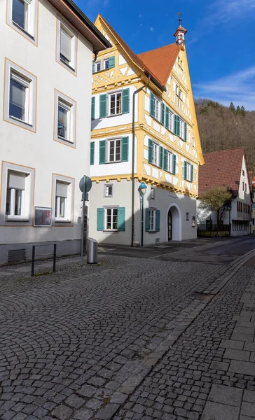 Dom Muru Pruskiego Stary Zabytkowy Blaubeuren Latem — Zdjęcie stockowe