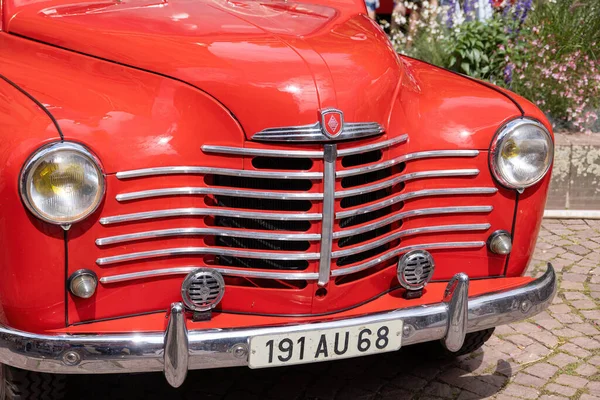 Kaysersberg Frankrijk 2023 Augustus Historische Oude Rode Renault Brandweerwagen Kayssersberg — Stockfoto