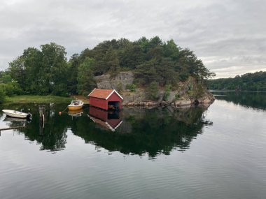 Norveç 'te gemileri olan göl