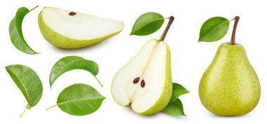 Armut Kırpma Yolu. Olgun armut meyvesi, yeşil yapraklı ve kesme yolu ile beyaz arka planda izole edilmiş. Armut seti makro stüdyo fotoğrafı.