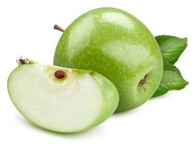 Yeşil yapraklı taze yeşil elma ve beyaz arka planda izole edilmiş. Kesme yolu..