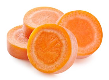 Beyaz arka planda izole edilmiş havuç. Olgun taze havuç kırpma yolu.