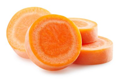 Olgun taze havuç dilimleme yolu. Beyaz arka planda izole edilmiş havuç. Projen için en iyi fotoğraf..