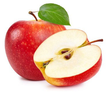 Kırmızı elmalar beyaz arka planda izole edilmiş. Olgun taze elmalar kırpma yolu. Yapraklı elma