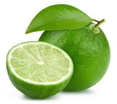 Beyaz arka planda limon izole edilmiş. Limonlu yarı makro stüdyo fotoğrafı. Yapraklı limon. kırpma yolu ile