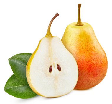 Sarı armut. Beyaz arka planda yaprakları olan taze organik armut. Kırpma yolu olan sarı armut