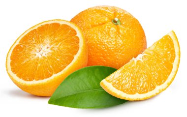 Turuncu beyaz arka planda izole edilmiş. Yapraklı turuncu tat. Kırpma yolu ile tam alan derinliği