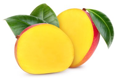 İzole edilmiş mango. Taze organik mango izole edilmiş kırpma yolu. Mango makro stüdyo fotoğrafı.