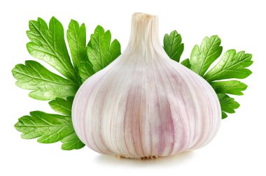 Sarımsak. Sarımsak beyaz arka planda izole edilmiş. Sarımsak toplama yolu. Sarımsaklı makro stüdyo fotoğrafı.